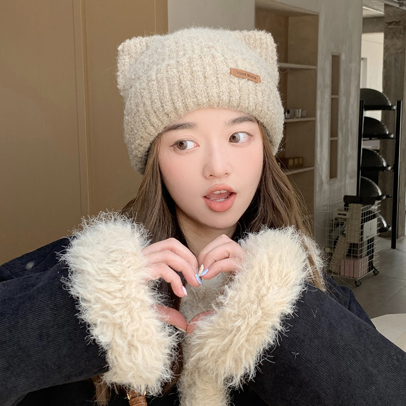 女性のための冬のウール帽子秋と冬のかわいい猫の耳の編み帽子カールエッジ濃厚な暖かいプルオーバーハットコールドハット