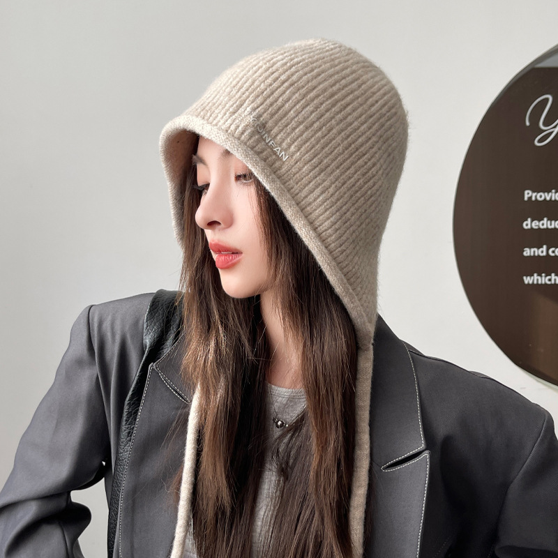 女性のための冬の帽子ファッション汎用性のあるニットウールハットソリッドカラー秋と冬のウサギの髪の温かい耳の保護帽子ビッグヘッドコールドハット